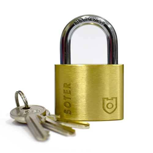 SOTER
Padlock 
• 3 keys included
• Brass disc
Available in:
- 20mm
- 25mm
- 30mm
- 40mm
- 50mm
- 60mm